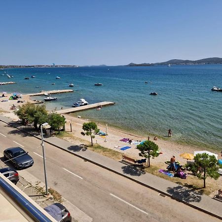 Seaside Apartments Туран Екстериор снимка