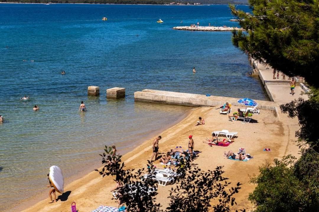 Seaside Apartments Туран Екстериор снимка