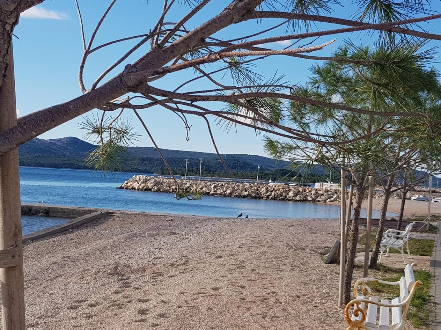 Seaside Apartments Туран Екстериор снимка
